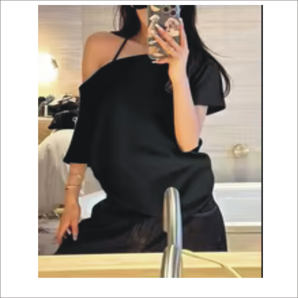 T-shirts Women Niche Design Off Shoulder Solid Short Sleeve Summer Chic Loose Casual Daily Simple Sexy Korean Trendy Street Tops